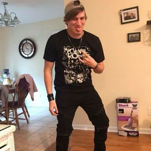 Meet your Posher, Christopher